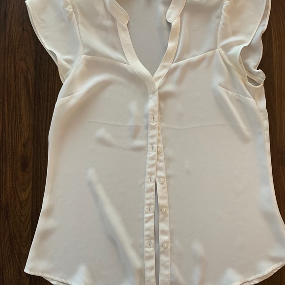 EXPRESS Flowy Chiffon Top - Picture 3 of 4